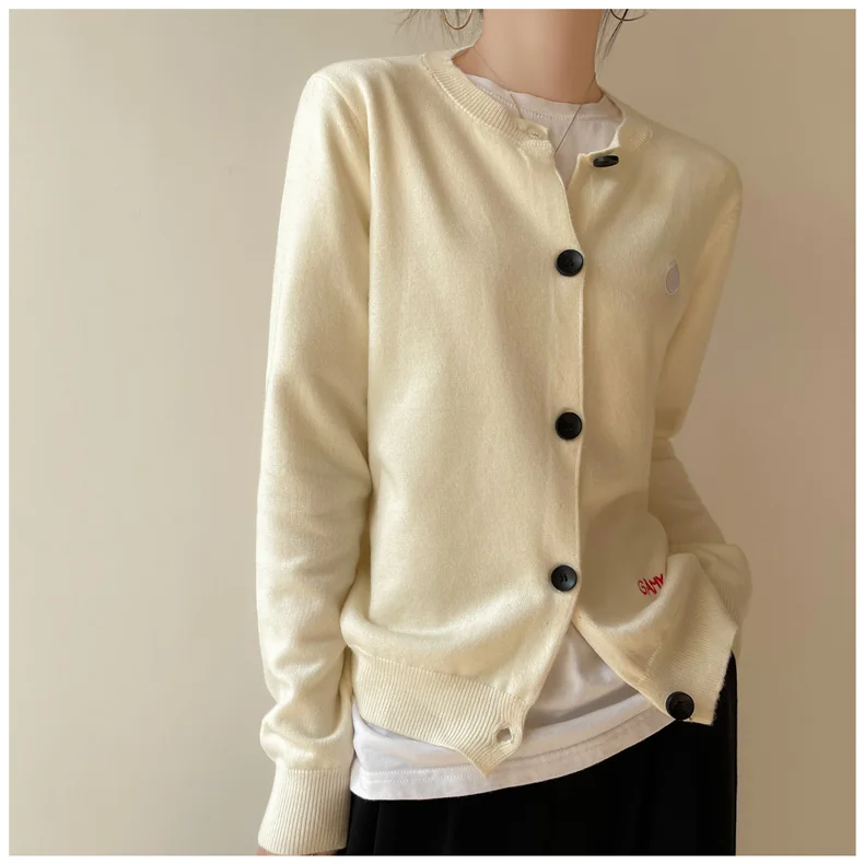 Cashmere cardigan women's spring and autumn new round neck duckling palm embroidery knitting bottom sweater loose wool coat