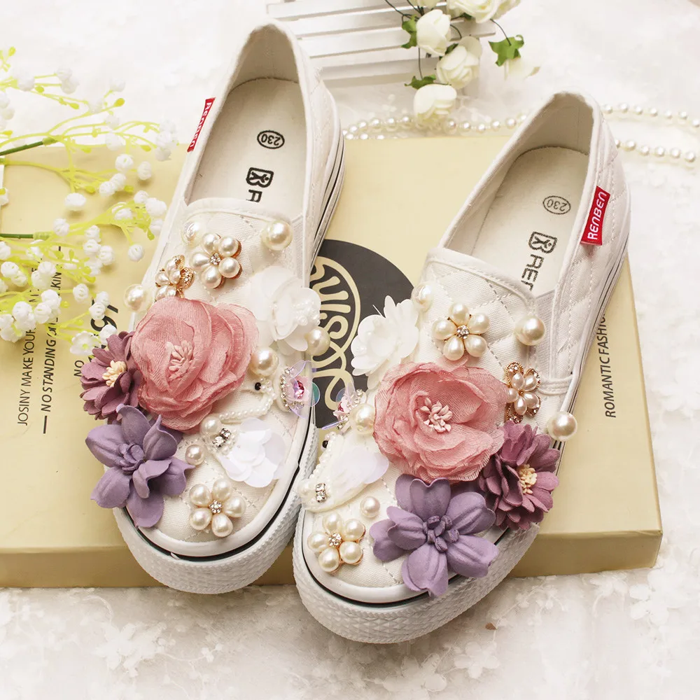 Spring/Autumn New Women Black and White Hand-Made Creative Floral Casual Canvas Shoes Trendy Fashionable Couple Footwear