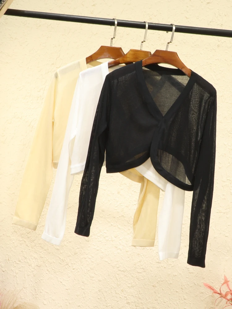 Summer Cardigan Women Cropped Korean Fashion Style Female Black Women's Coat Clothing V-neck Ladies Sweater Outerwear Cute Basic