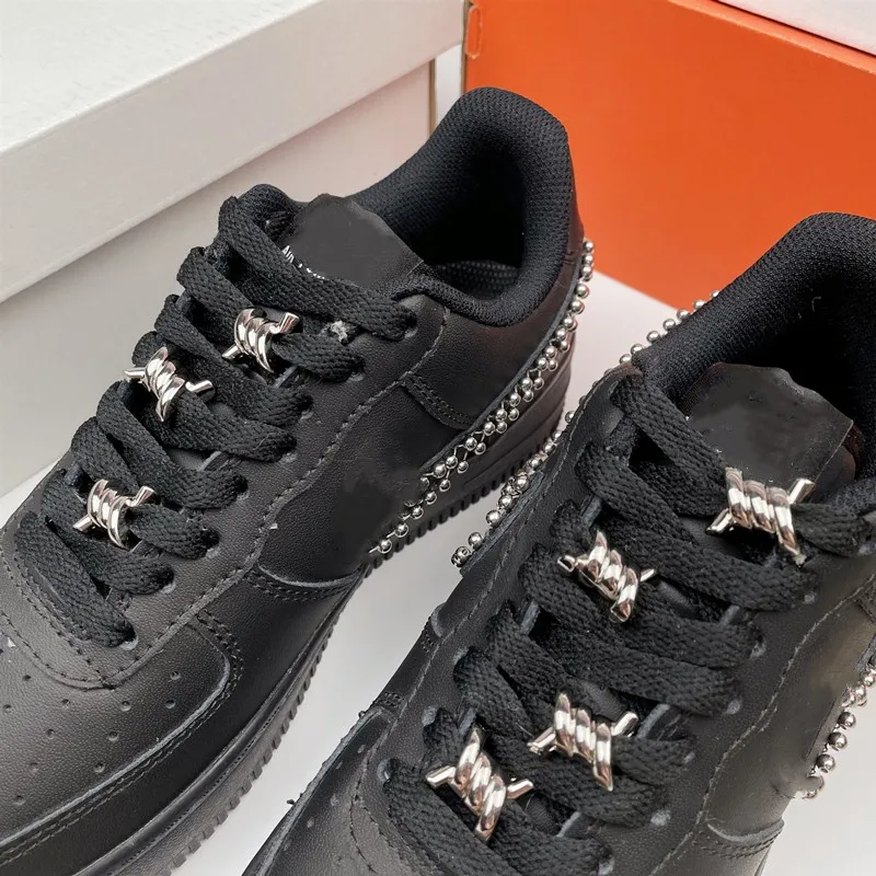 Shoe Decorative Luxurious for AF1 AJ1 Flower Sneakers Iron Ring Shoelaces Metal Buckles Wire Thorn Knot Shoe Charms Accessories