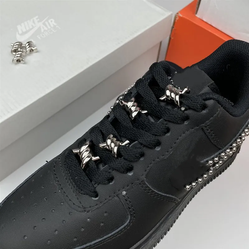 Shoe Decorative Luxurious for AF1 AJ1 Flower Sneakers Iron Ring Shoelaces Metal Buckles Wire Thorn Knot Shoe Charms Accessories