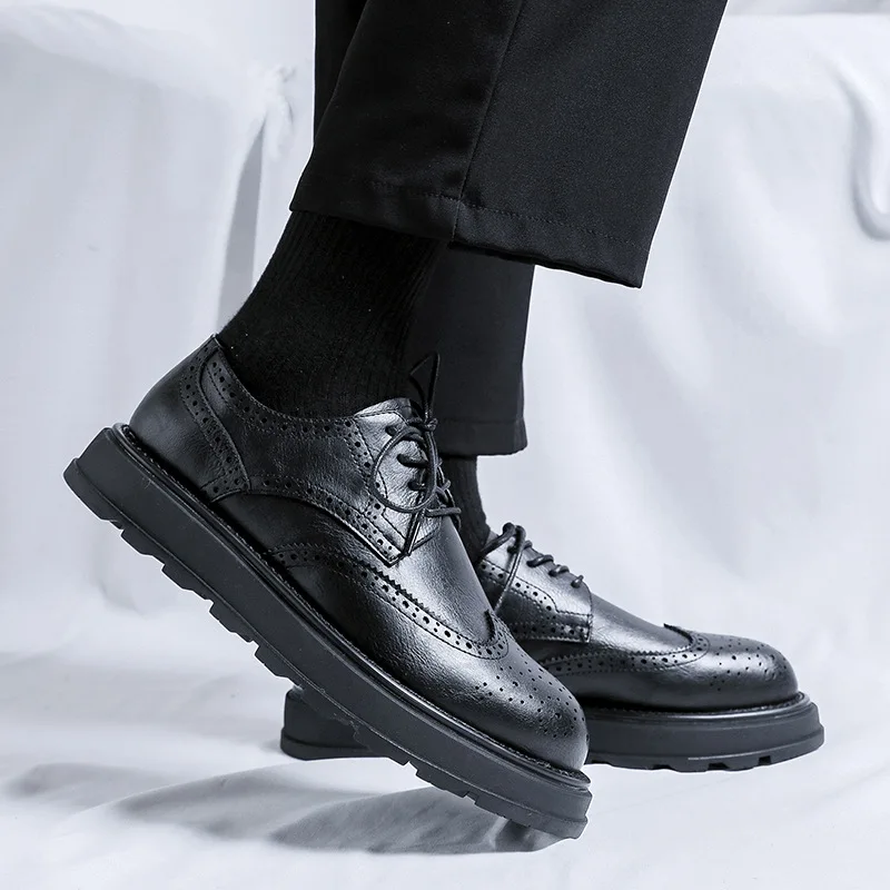 British style men's fashion carved brogue shoes lace-up original leather derby shoe wedding party dress platform footwear zapato