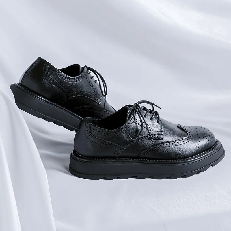 British style men's fashion carved brogue shoes lace-up original leather derby shoe wedding party dress platform footwear zapato