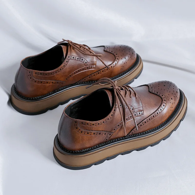 British style men's fashion carved brogue shoes lace-up original leather derby shoe wedding party dress platform footwear zapato