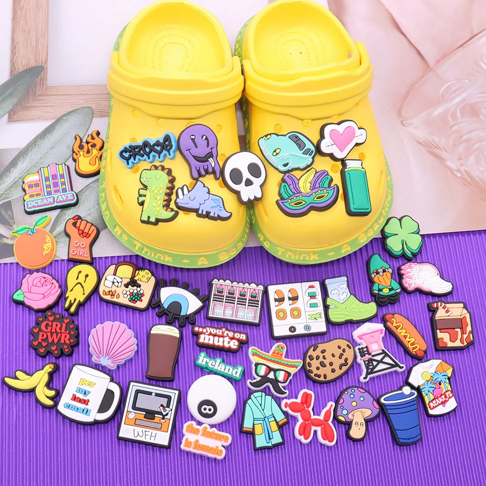 Hot Sale 1pcs PVC Shoe Charms Heart Slipper Dinosaur Dog Flower Sandals Shoes Decoration Fit Wristbands Ornaments Bands Kid Gift