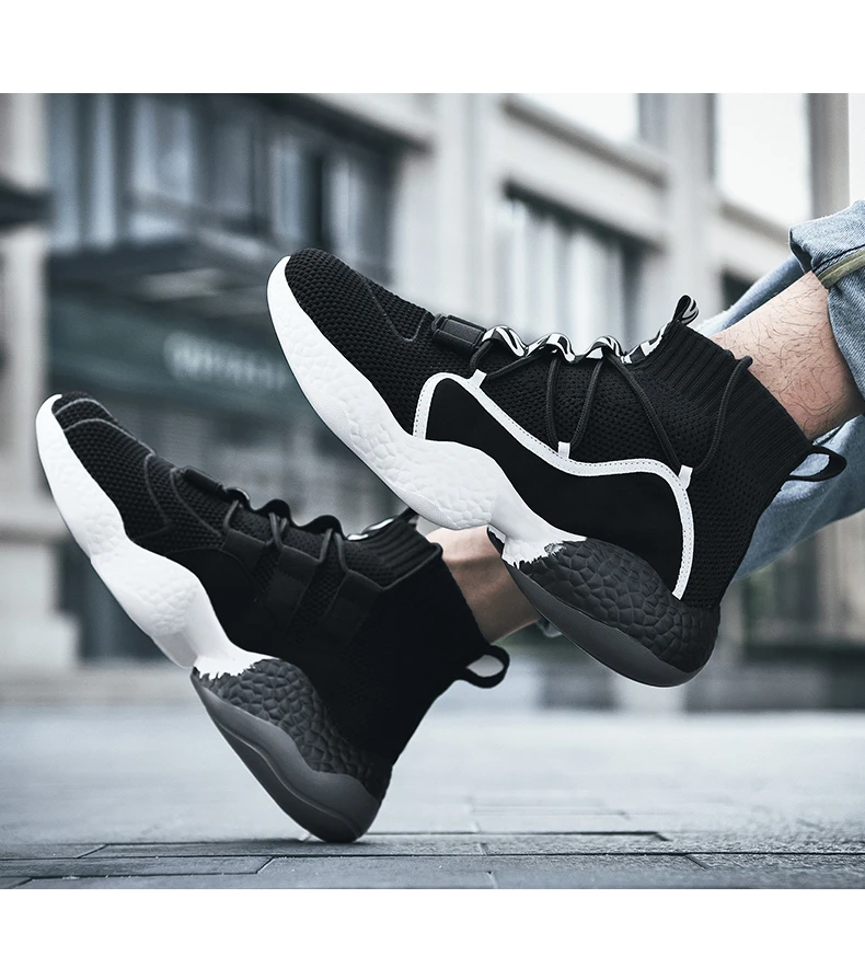 Spring New Men Running Shoes Non Slip Fashion Sneakers Breathable Mesh Soft Sole Casual Athletic Walking Shoes Large Size 39-48