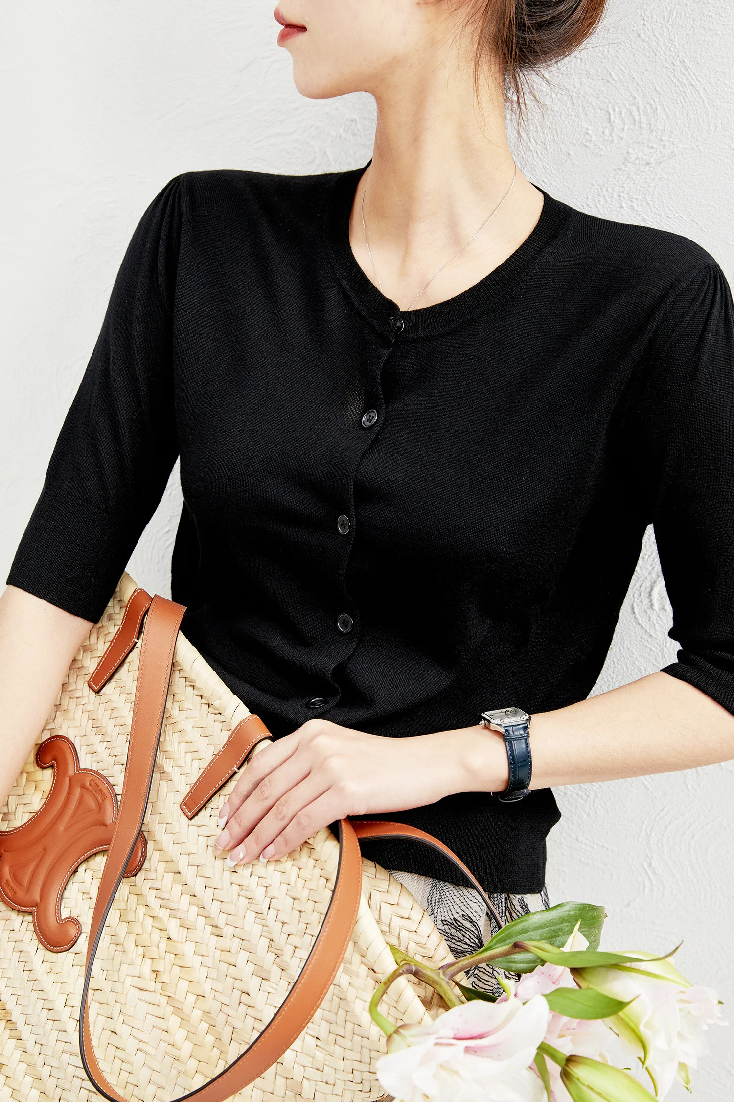 Summer ice silk knit short sleeve cardigan women's new half sleeve T shirt middle sleeve air conditioner jacket loose cotton top