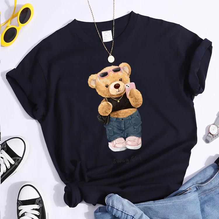 Street Teddy Bear Selfie Swag Girl T-Shirt Vintage Round Neck T-Shirt Vintage Hipster Tshirts Essential Soft Women Tee Shirts