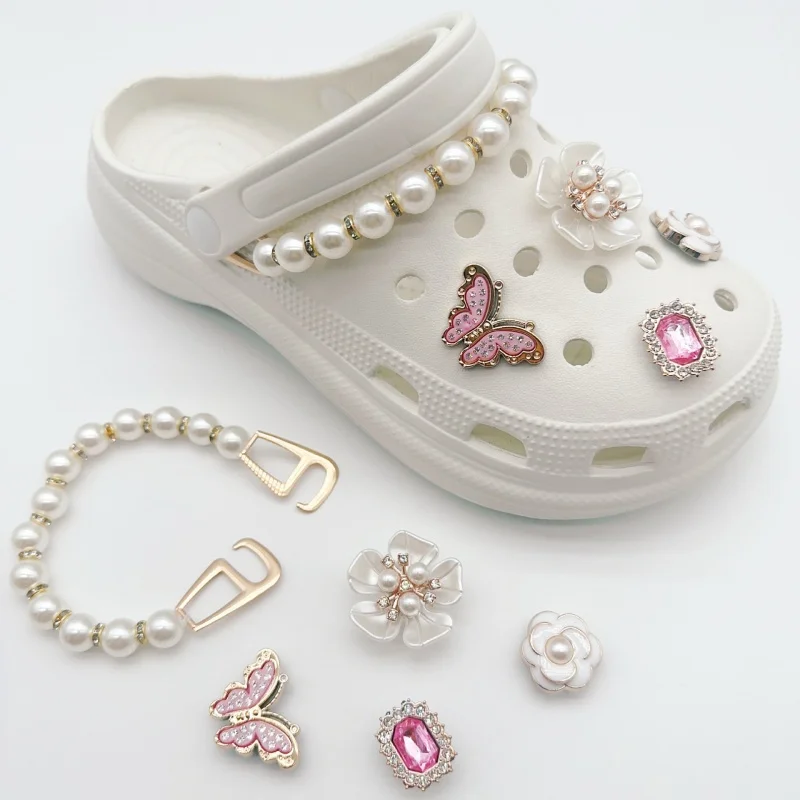 Sweet Cute Girly Charms Designer Elegant Vintage Pearl Chain Shoe Jewelry All-match Flower Shoe Charms for Hole Shoes Hot Sale