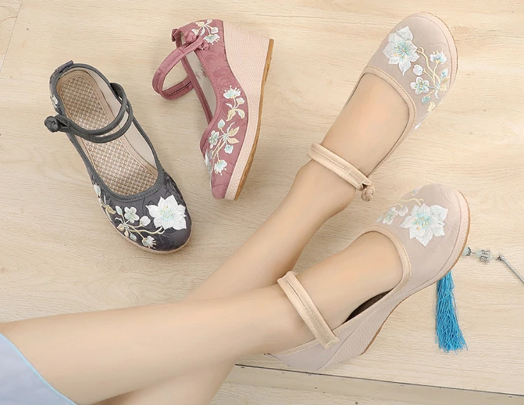 Floral Embroidered Women Spring Wedges Pumps Ladies Ethnic Canvas Mary Jane Dress Shoes Vintage Round Toe Espadrilles for Female