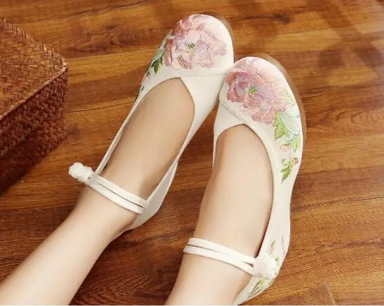 Floral Embroidered Women Spring Wedges Pumps Ladies Ethnic Canvas Mary Jane Dress Shoes Vintage Round Toe Espadrilles for Female