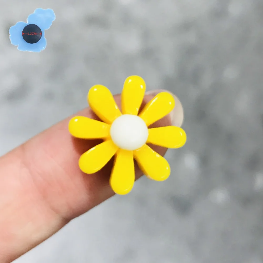 Single Sale Resin Sunflowers Charms Garden Shoe Accessories 3D Shoes Decoration Fit Holes Wristbands Kid‘s Girl's Gift