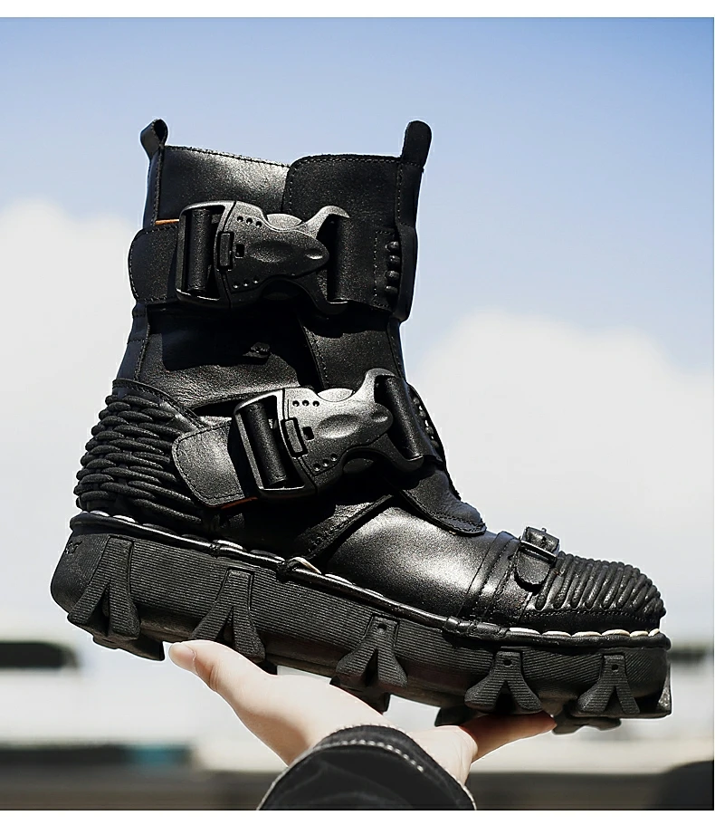 New Men's Fashion Genuine Leather Motorcycle Boots Buckle Strap Combat Boots Skull Punk Desert Boots Winter Warm High-top Shoes