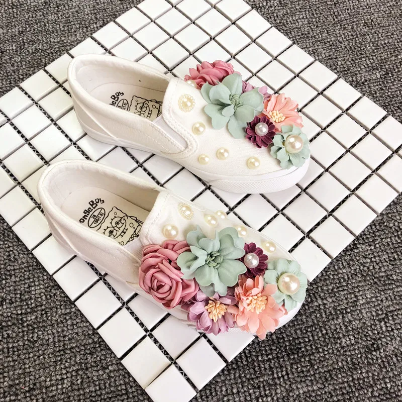 Women Casual Shoe Sweet Beauty Flats Comfortable Shoes Women White Korean Female Designer Brand Sneakers Hand-made Embroidery