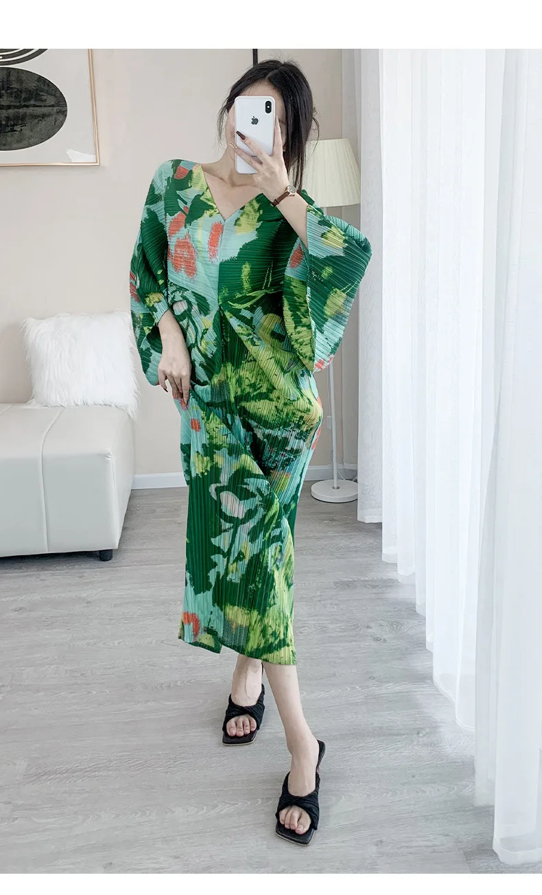 Miyaki Fold Dress for Women, Elegant Dress, V-neck, Bat-Sleeve, Printed Loose Dress, High-Grade, Spring and Autumn Fashion, 2022
