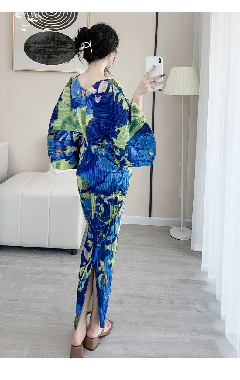 Miyaki Fold Dress for Women, Elegant Dress, V-neck, Bat-Sleeve, Printed Loose Dress, High-Grade, Spring and Autumn Fashion, 2022