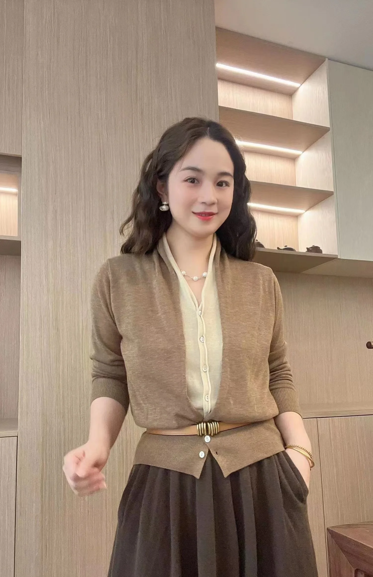 Spring Autumn New Fashion Women Sweater Casual Knit V-Neck Pure Wool Cardigan Warm Soft Slim Coat Two fake Pieces Belt Tops