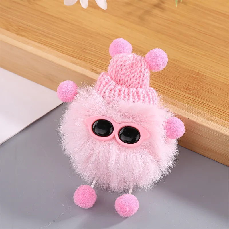 Hot Selling Plush Ball Hole Shoes Charms for Furry Ball Cute Shoe Charms Designer Lovely Removable Shoes Accessories All-match