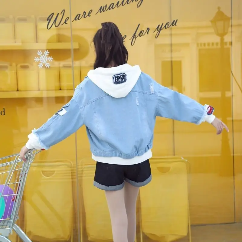 Vintage Denim Jacket Woman Spring Autumn Coat Ripped Hooded Outerwear 2025 Windbreaker Basic Coats Boyfriend Female Jeans Jacket