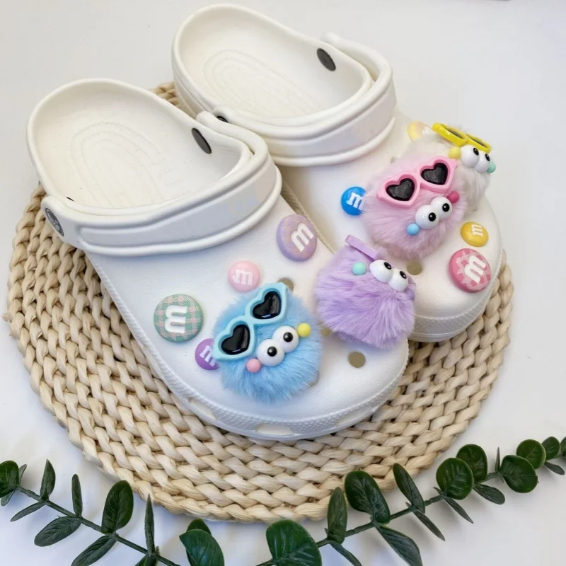 New DIY Plush Ball Hole Shoes Charms Shoe Accessories Cute Fur Ball Elf Detachable Shoe Flower Shoe Buckle Hot sales