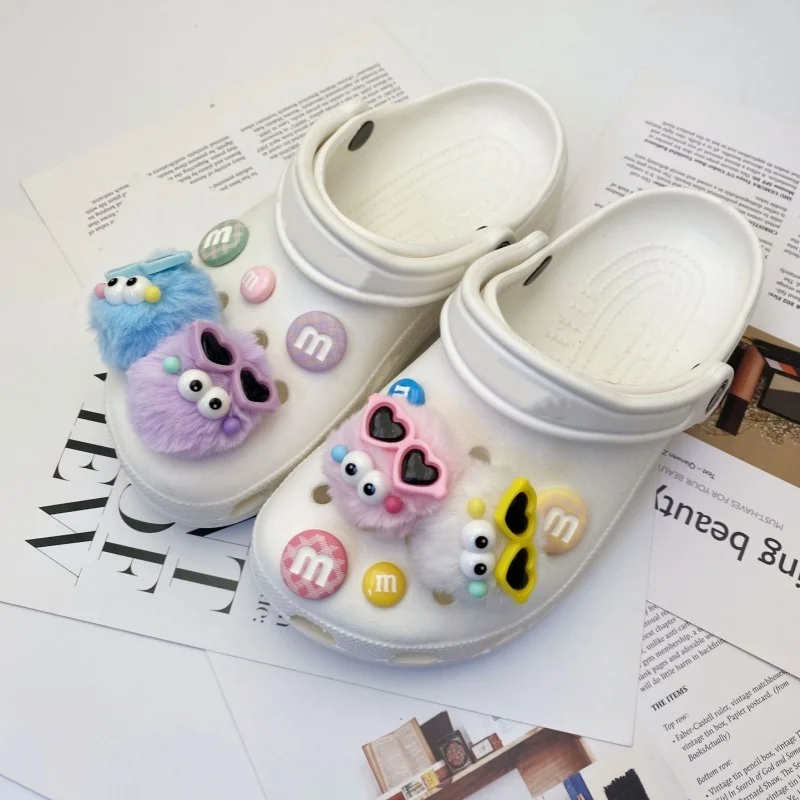 New DIY Plush Ball Hole Shoes Charms Shoe Accessories Cute Fur Ball Elf Detachable Shoe Flower Shoe Buckle Hot sales