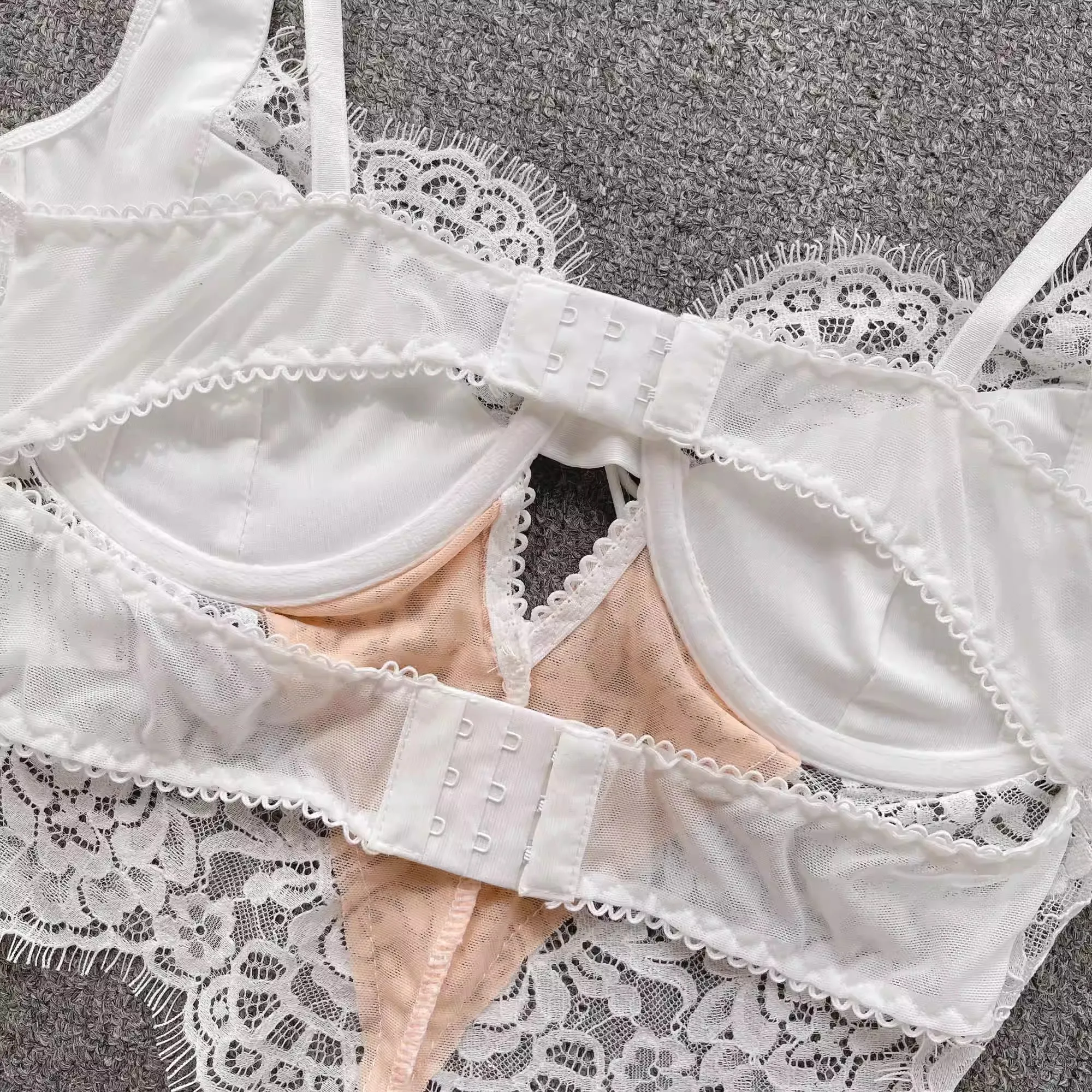 Magdalyn Women Floral Lace Summer Camis Streetwear Boho Beach Basic Sling Tops Ins Casual Elastic Fashion Hollow Sheer Camisole