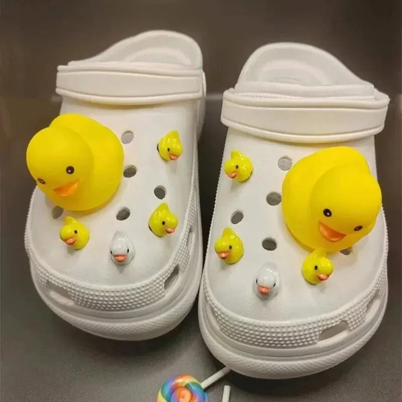 Whole Set Hot Sale DIY Shoes Charms for Little Yellow Duck Hole Shoe Charms Designer Quality Garden Shoe Decoration Girl Gift