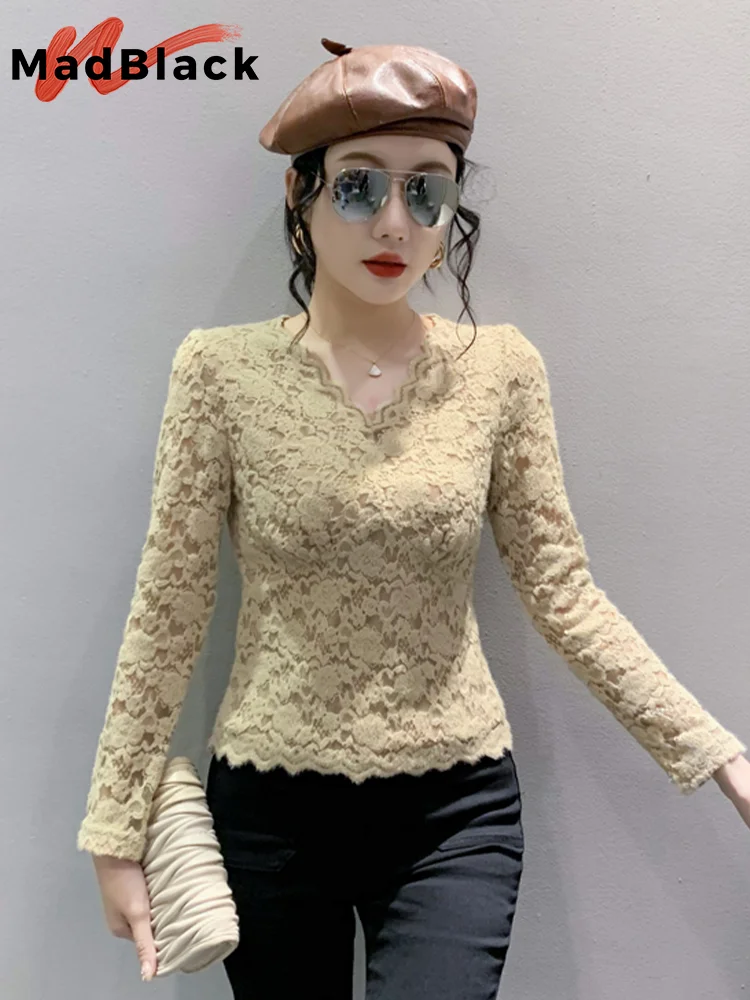 MadBlack Spring Lace Blouses European Clothes V Necks Women Blouse Niche Long Sleeve Outer Wear Workwear Bottoming Tops T33110Z