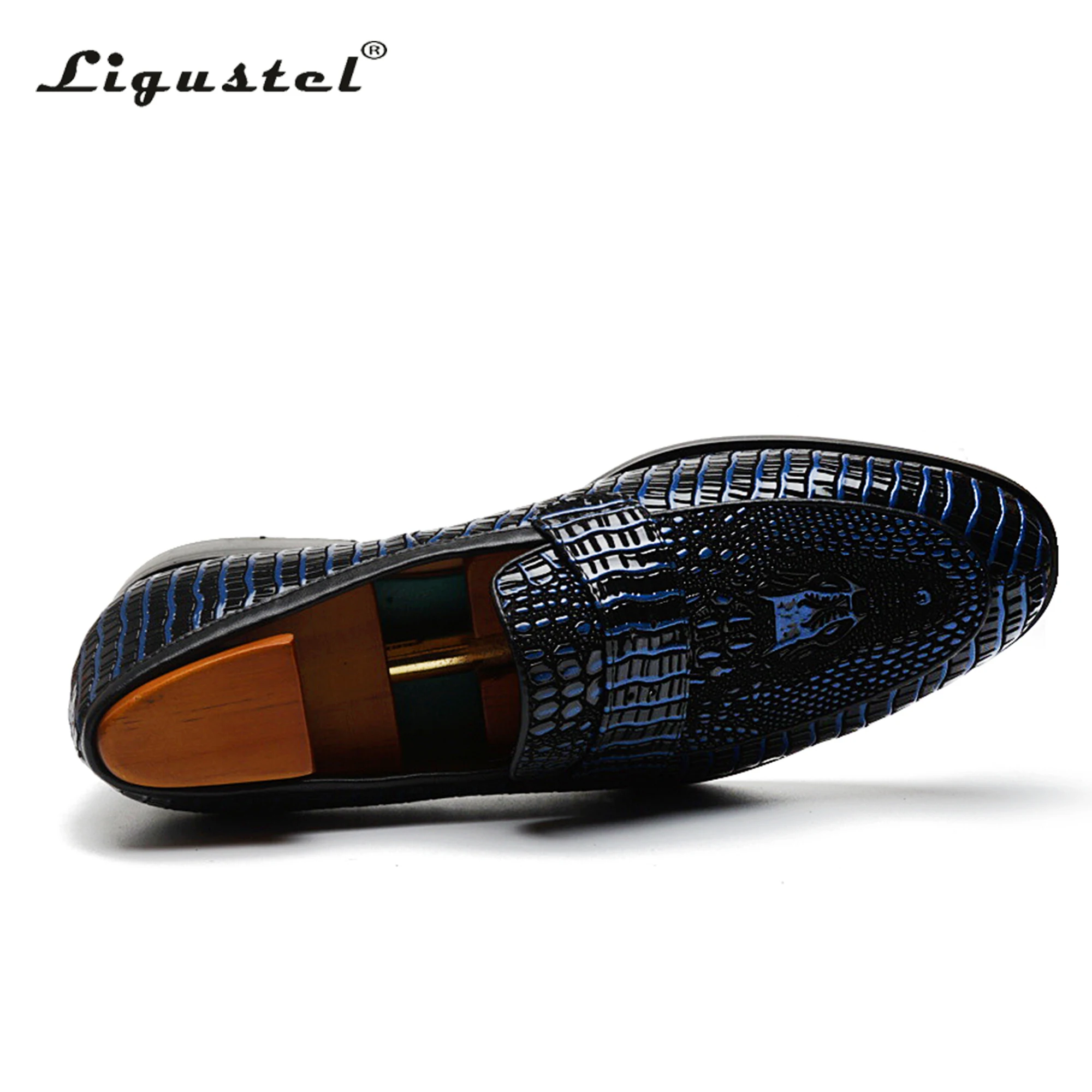 Ligustel Men Designer Dress Shoes Male High Quality Cow Leather Handmade Daily Casual Loafers Red Bottom Blue Shoes Plus Size