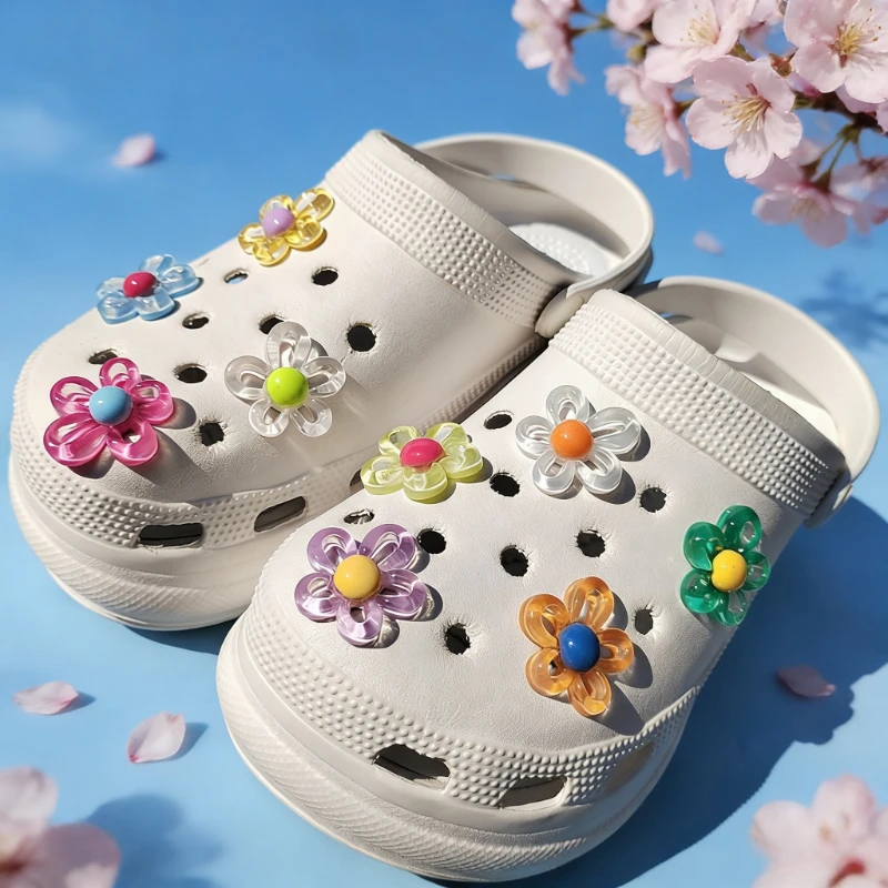 Hot Sales 9pcs 5 Petal Flower Hole Shoe Charms Designer DIY Shiny Bling Shoes Decoration for Clogs Kids Boys Women Girls Gifts
