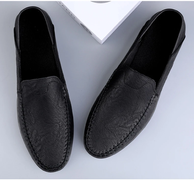 Luxury Leather Men Shoes Casual 2026 Italian Soft Men Loafers Handmade Moccasins Breathable Slip on Boat Shoes Zapatos Hombre