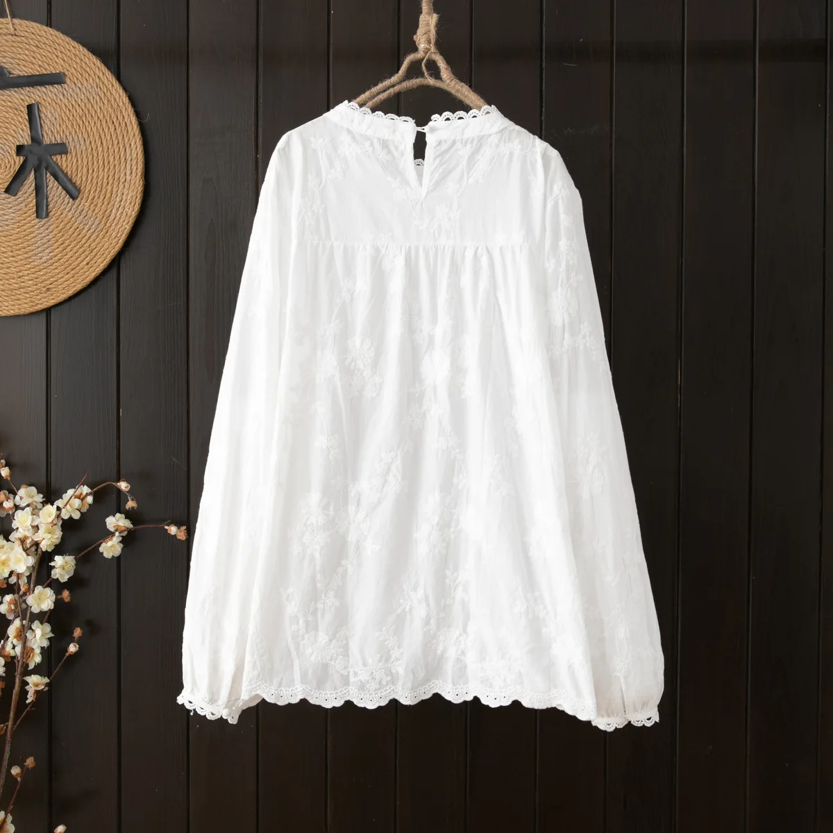 New Autumn Cotton Solid Shirts Women Round Neck Tops Girl Long Sleeve Loose Hollowed Out Blouses Temperament Spring T30515QC