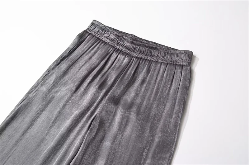 KEYANKETIAN Autumn New Women's Metallic Sparkly Silk Stretch Waist Wide-Leg Pants Fashion Vintage Dark Grey Soft Long Trousers