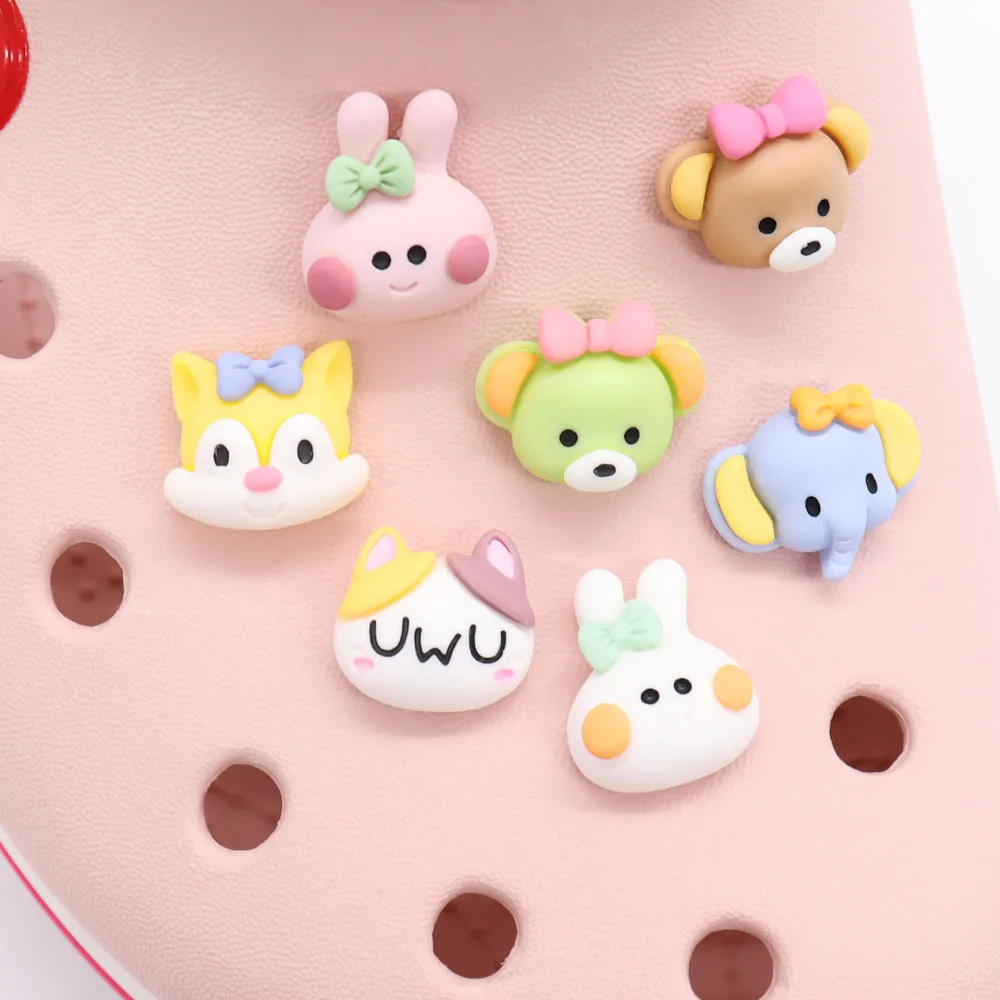 Mix 50pcs Resin Buckle Clog Cartoon Animal Cat Elephant Rabbit Bear Sandals Shoes Decoration Shoe Charms Slipper Accessories