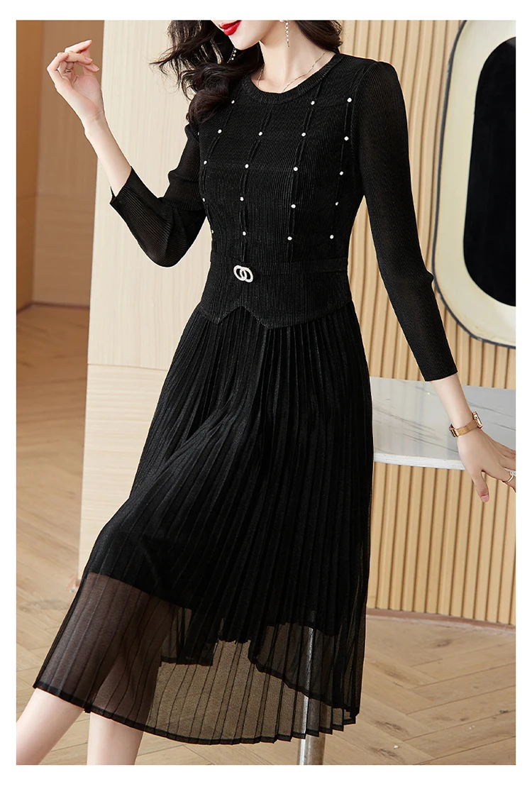Sanzhai Pleated Dress 2024 Spring New O-Neck Heavy Industry Nail Diamonds Elegance Slimming Waist Length Knee Length Dress