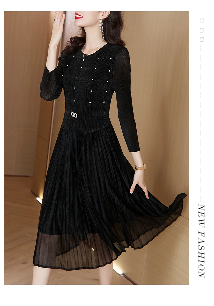 Sanzhai Pleated Dress 2024 Spring New O-Neck Heavy Industry Nail Diamonds Elegance Slimming Waist Length Knee Length Dress