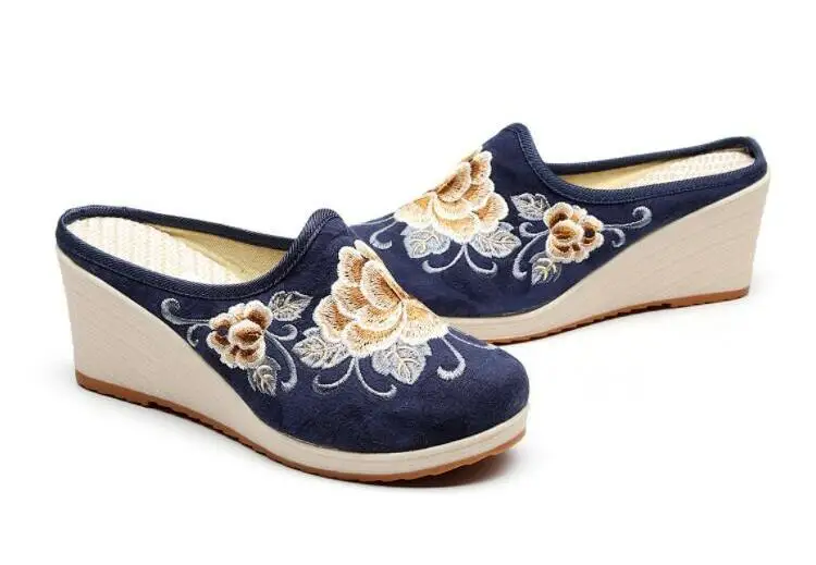 Special Offer Women's Summer Canvas Slipper Floral Embroider Breathable Casual Slides Flat Heel Walking Shoe Standard Size