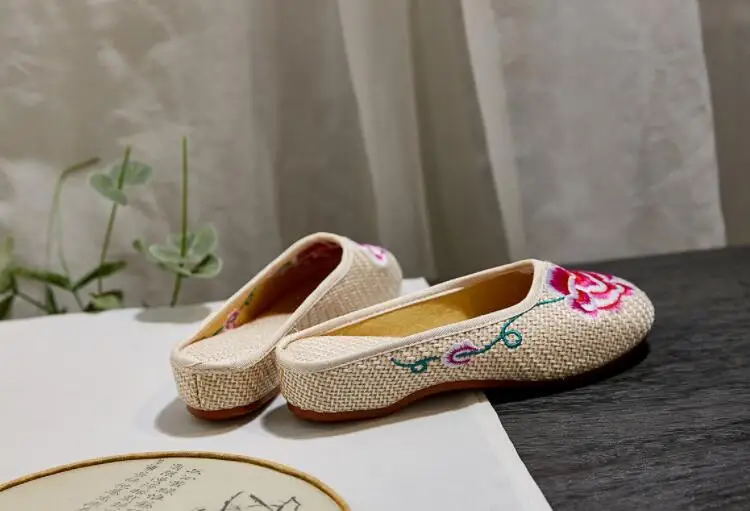 Special Offer Women's Summer Canvas Slipper Floral Embroider Breathable Casual Slides Flat Heel Walking Shoe Standard Size