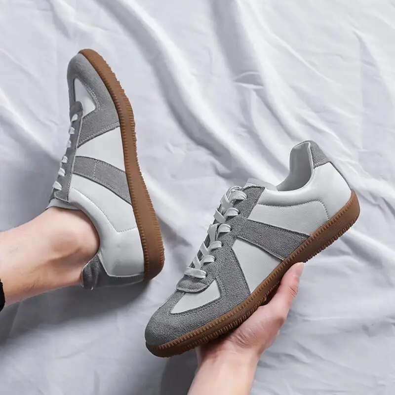 ZFTL New men's casual shoes German training shoes man sports shoes lace-up vintage Genuine leather Sneakers male Loafers