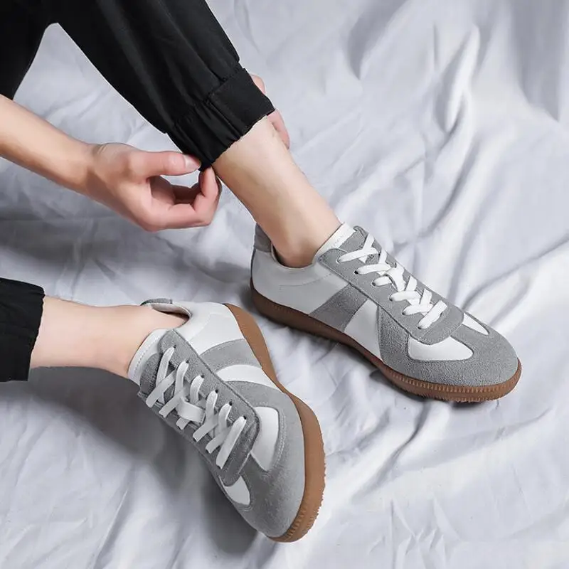 ZFTL New men's casual shoes German training shoes man sports shoes lace-up vintage Genuine leather Sneakers male Loafers