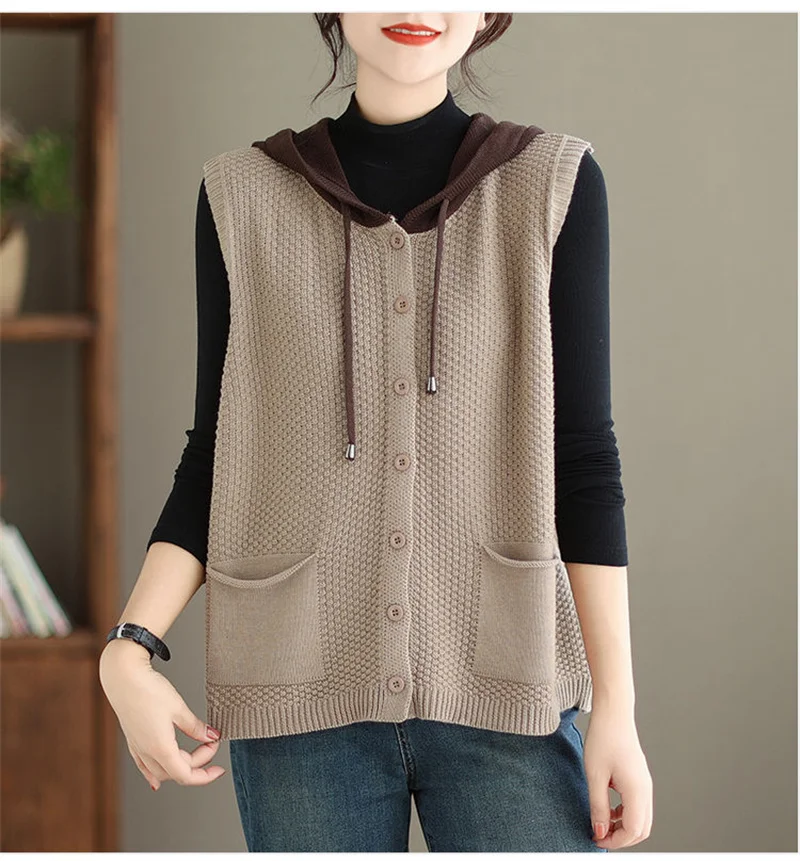 2026 New Hooded Knitted Vest Coat Women's Spring Autumn Sweater Sleeveless Jacket Design Sense Fashion Waistcoat Tide Female Top