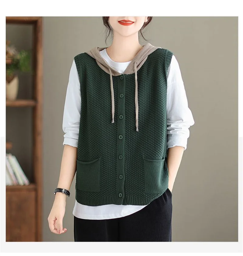 2026 New Hooded Knitted Vest Coat Women's Spring Autumn Sweater Sleeveless Jacket Design Sense Fashion Waistcoat Tide Female Top