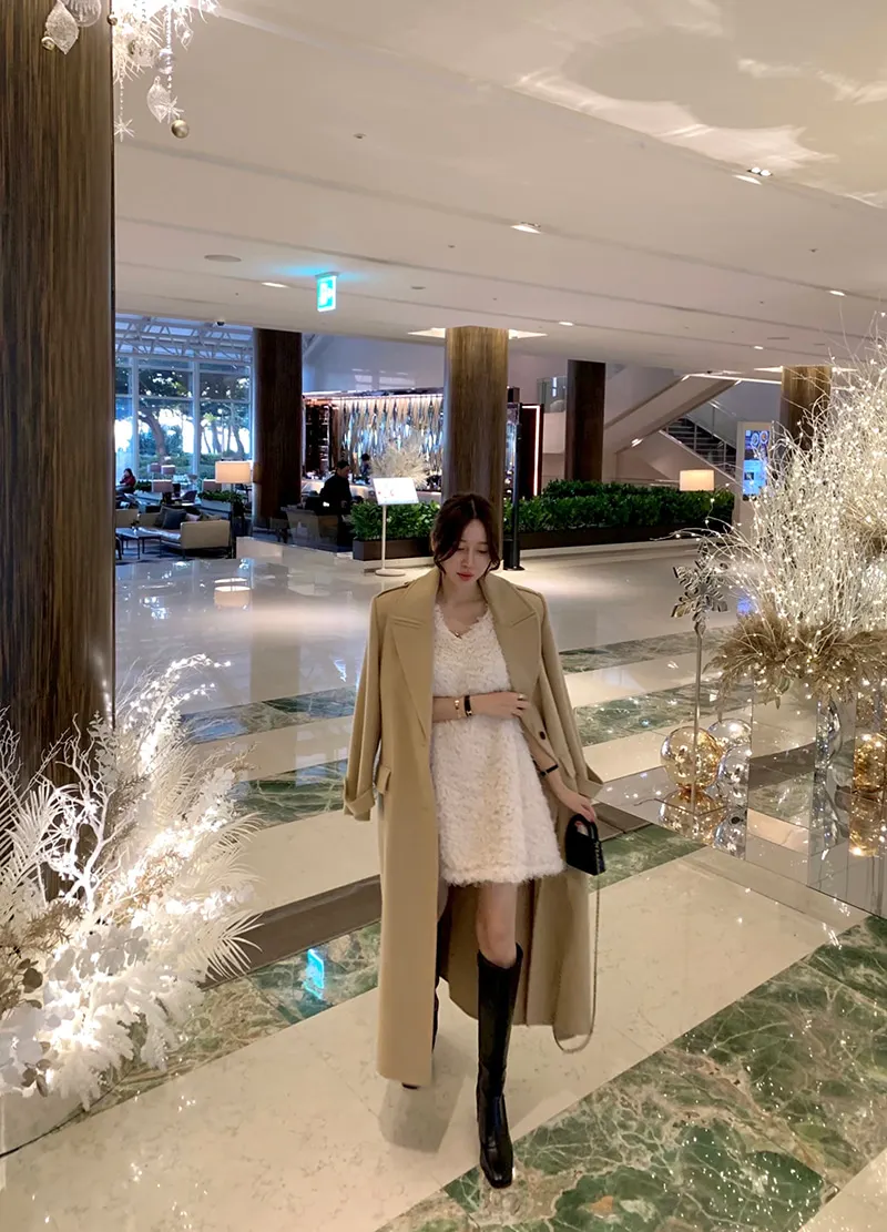 Clothland Women Elegant White Black Fur Dress V Neck Short Sleeve A Line Party Event Club Mini Dresses Vestido QD305