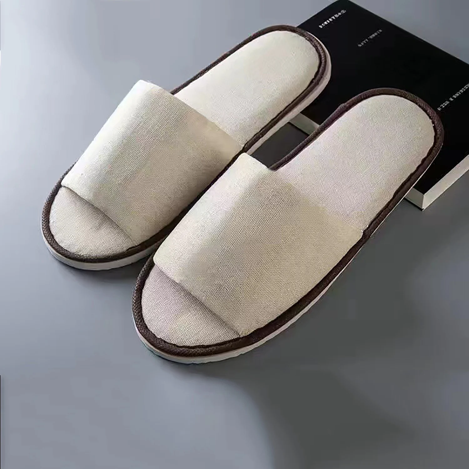 New Men Women Disposable Slippers Hotel Open Toe Slippers Cotton Homestay Supplies White Soild Color 1 Pair Footwear Shoes