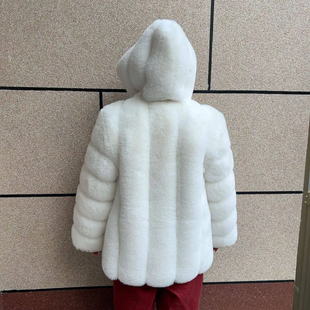 Women's Faux Fur Hooded Coat Winter Warm Fashion Hooded Fur Jacket Imitation Fox Fur Fluffy Coat Women's Clothing