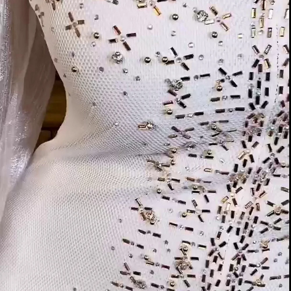 Fashion Mesh Diamond-Encrusted Elastic Tight Dress Bubble Sleeve Off-Shoulder Stand Collar Dress