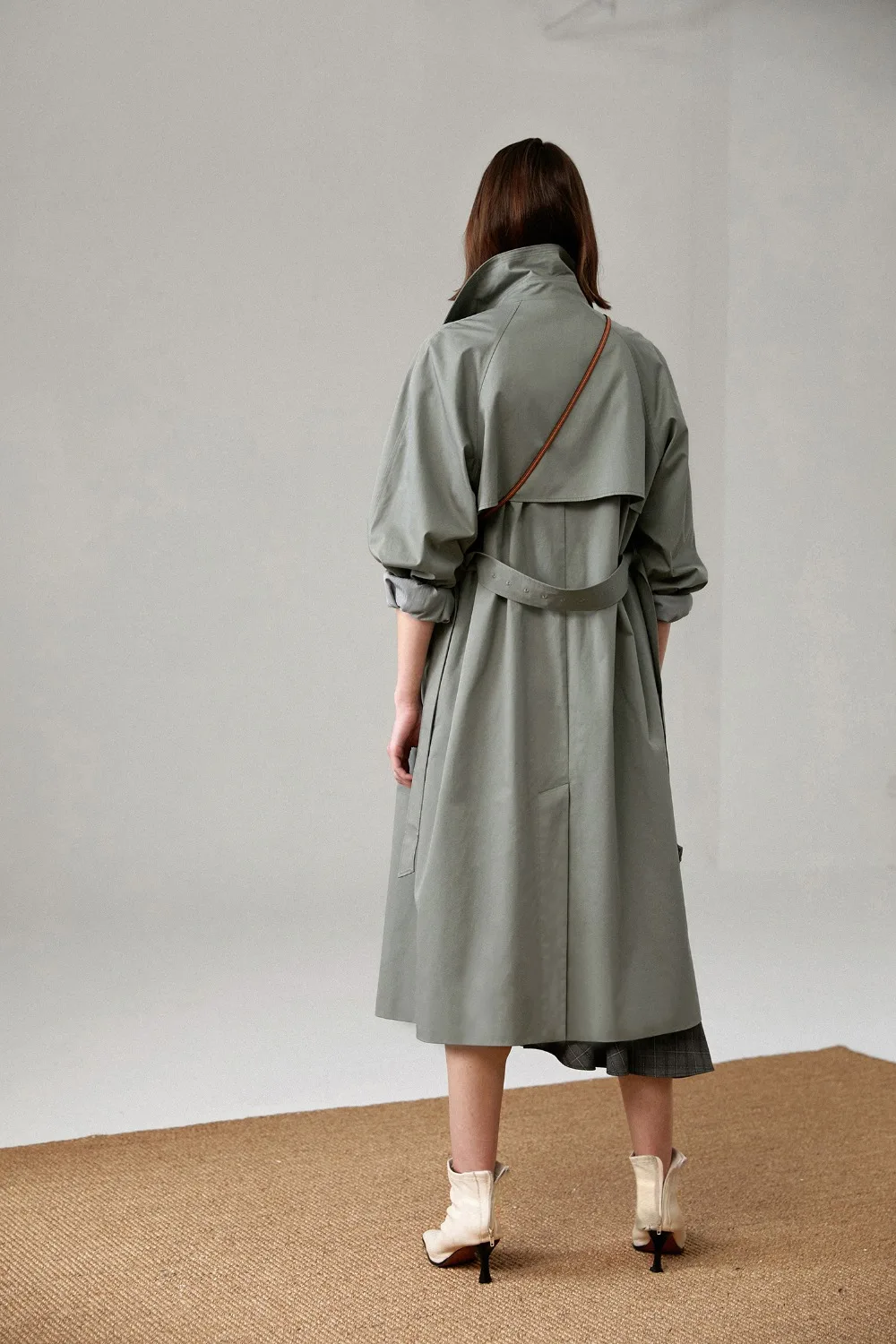 UK Brand new Fashion 2024 Fall /Autumn Casual Double breasted Simple Classic Long Trench coat with belt Chic Female windbreaker