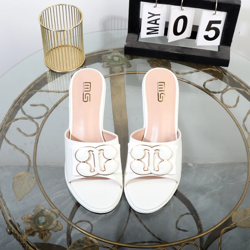 Women's slippers in summer 2024 wear sandals with thin heels high heels buckle is simple elegant black Women shoes