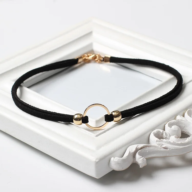 Black Velvet Punk Chokers Necklaces for Women Gothic Collar Necklaces Golden Circle Chokers Fashion Jewelry Wholesale