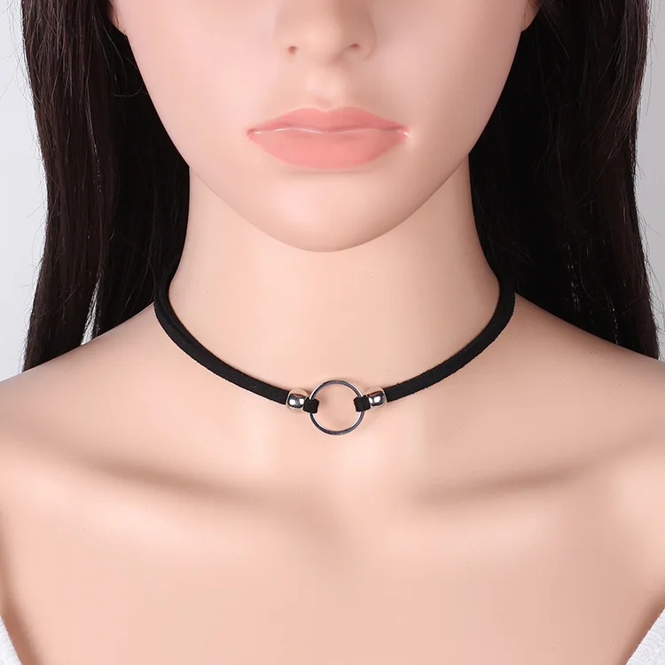 Black Velvet Punk Chokers Necklaces for Women Gothic Collar Necklaces Golden Circle Chokers Fashion Jewelry Wholesale